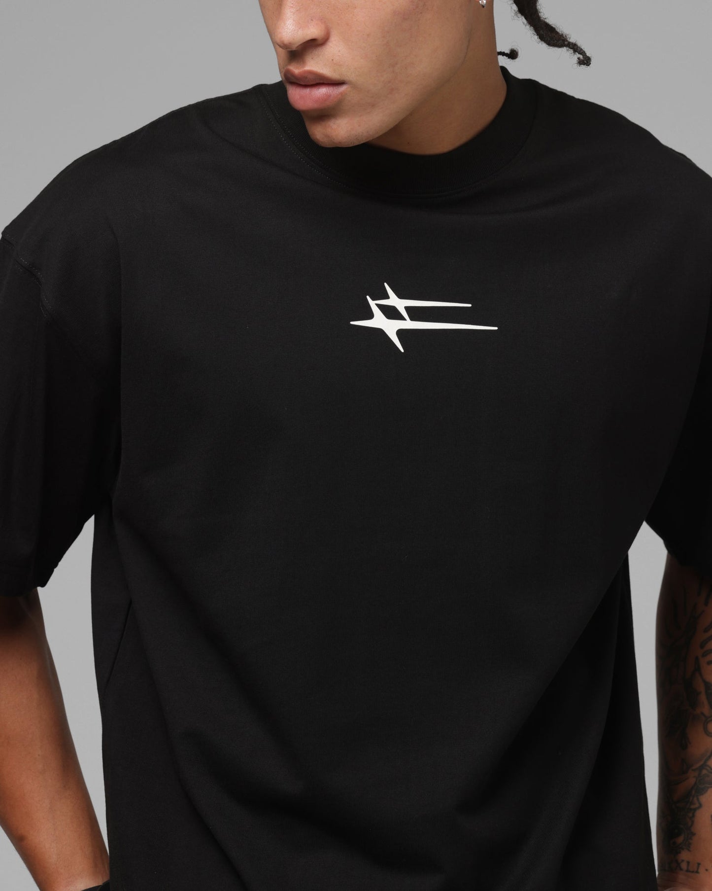 Loiter Ultra Hybrid T-Shirt Black