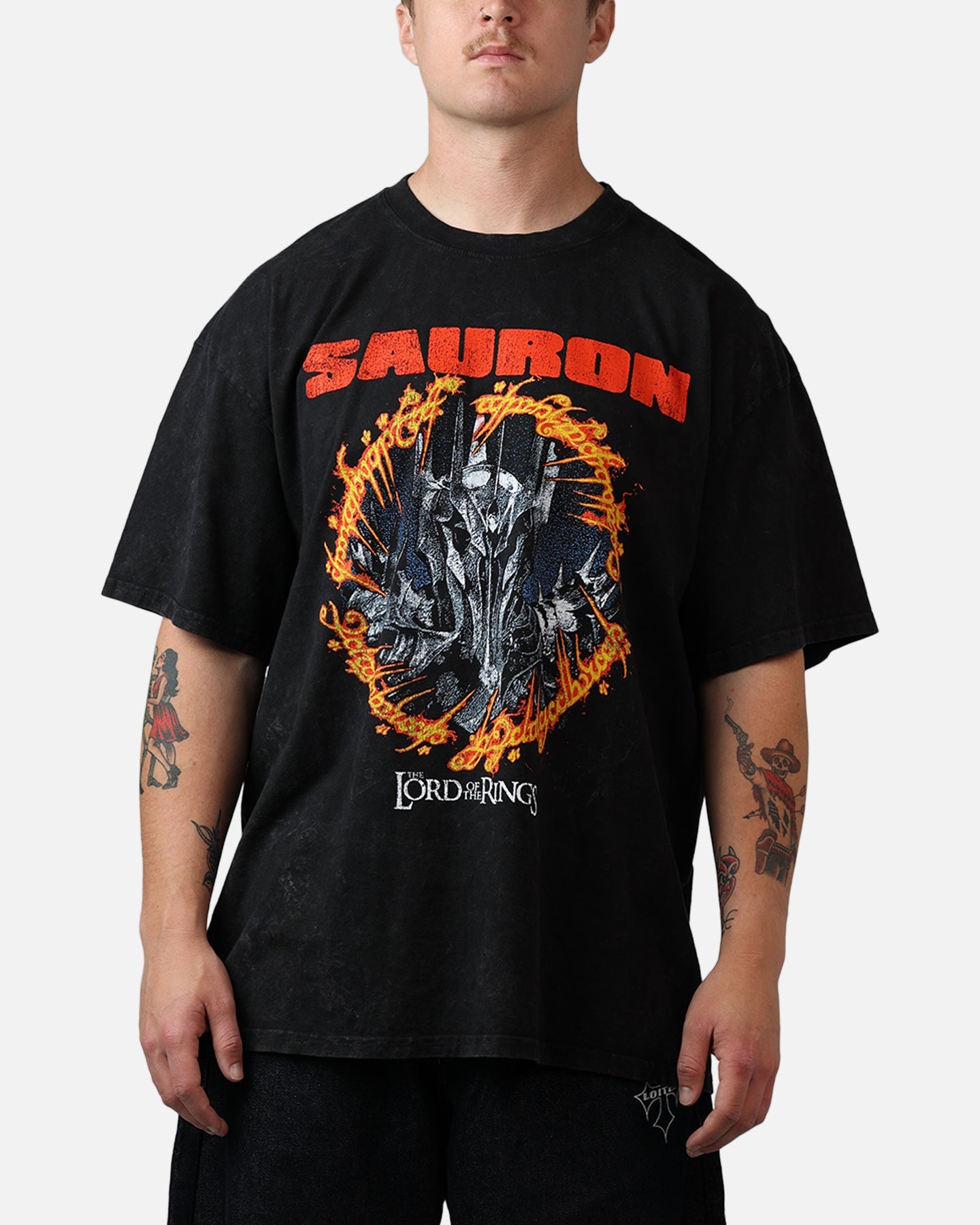73Studio X Lord Of The Rings Sauron Ring Of Fire T-Shirt Black Acidwash