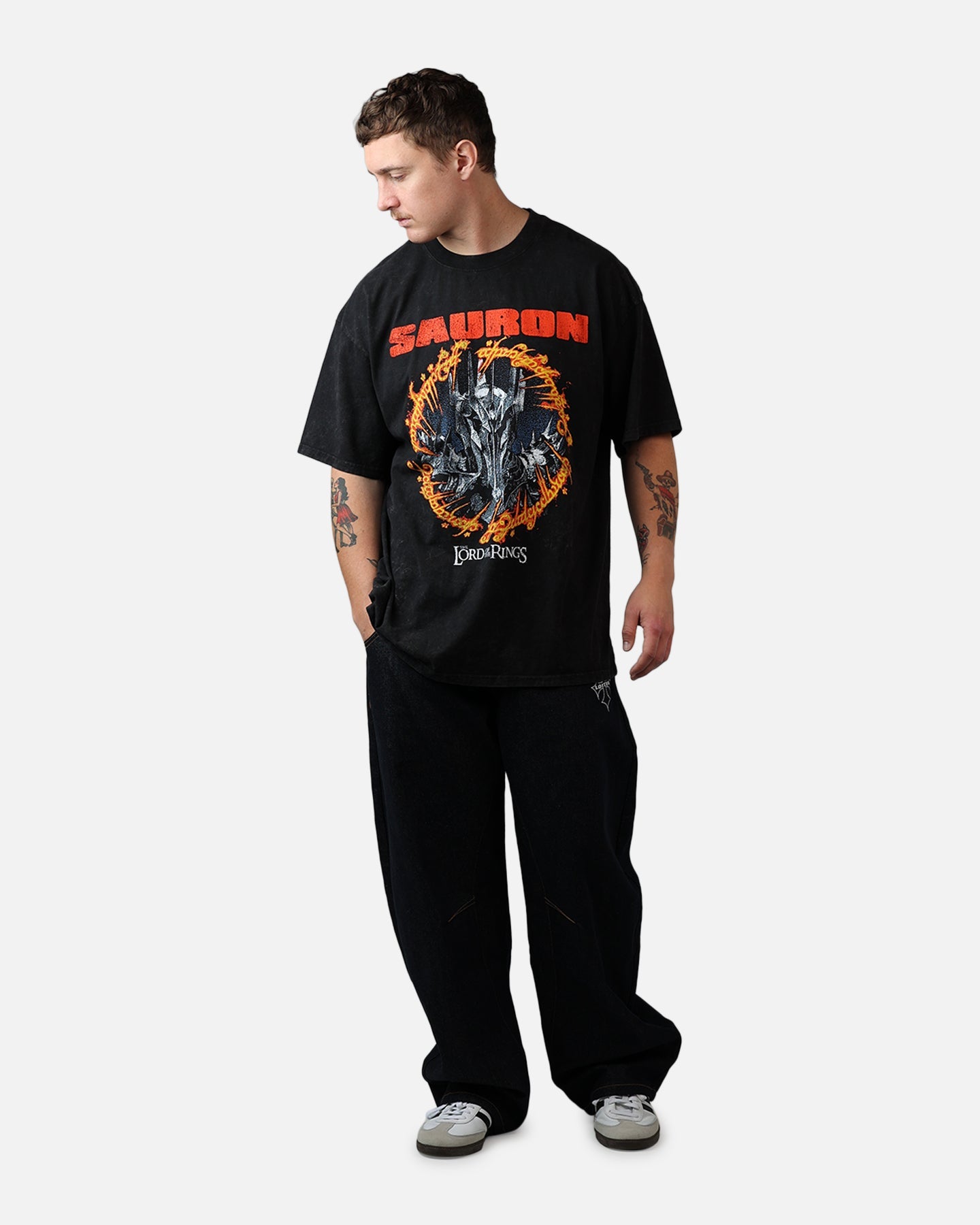 73Studio X Lord Of The Rings Sauron Ring Of Fire T-Shirt Black Acidwash