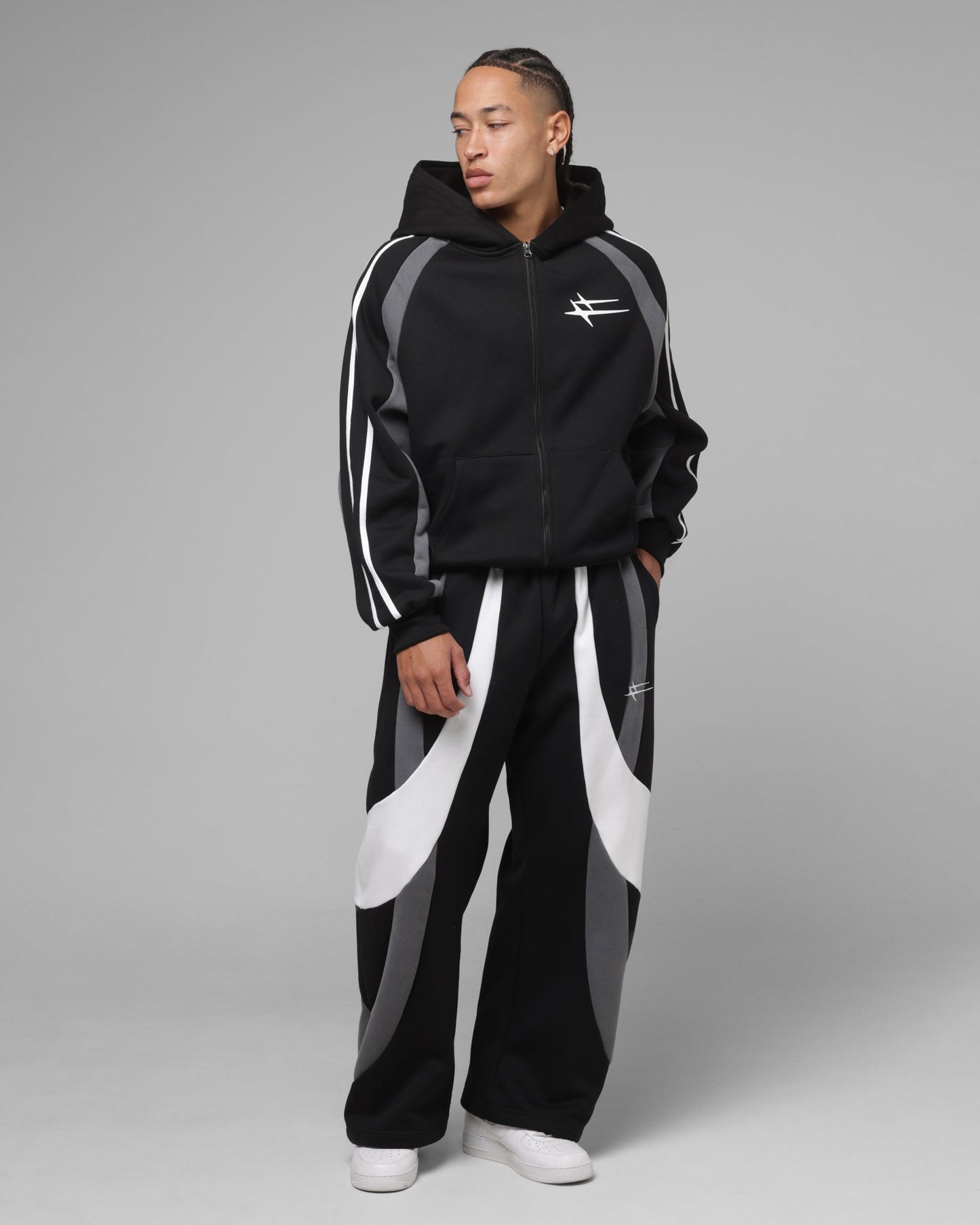 Loiter Hybrid Tek Sweatpants Black