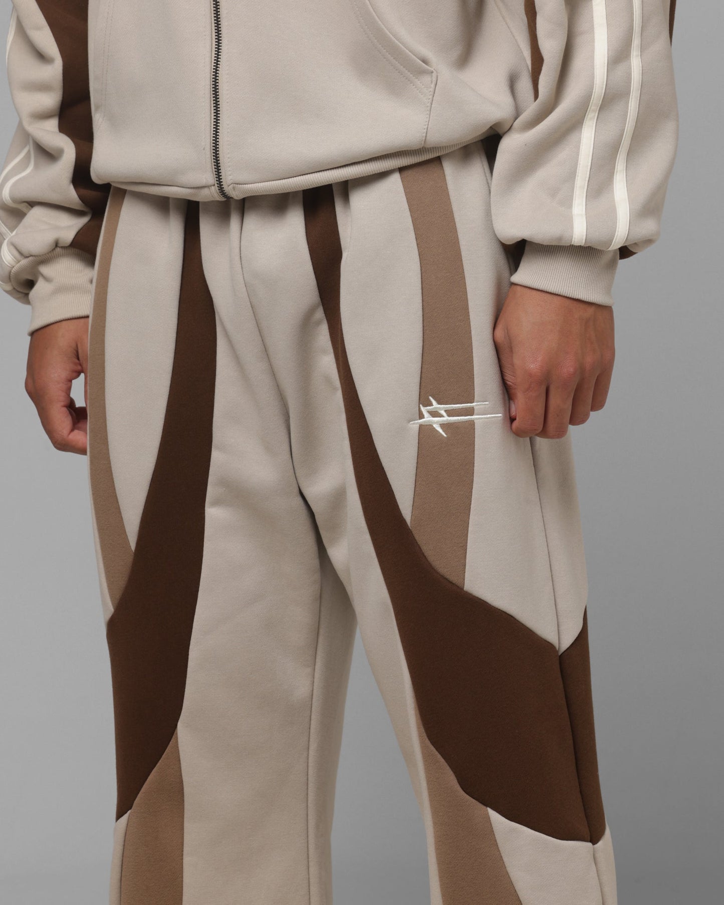 Loiter Hybrid Tek Sweatpants Stone