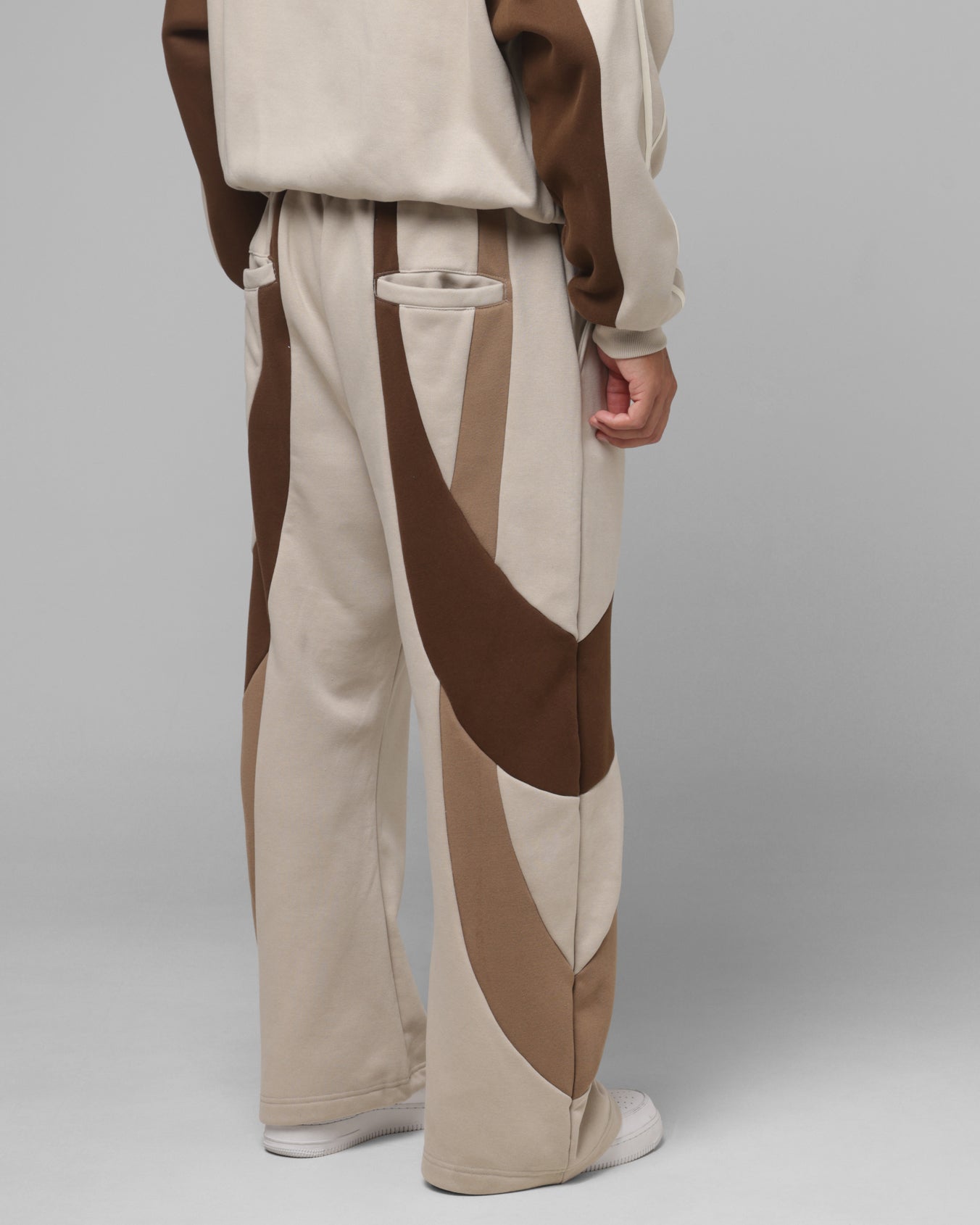 Loiter Hybrid Tek Sweatpants Stone