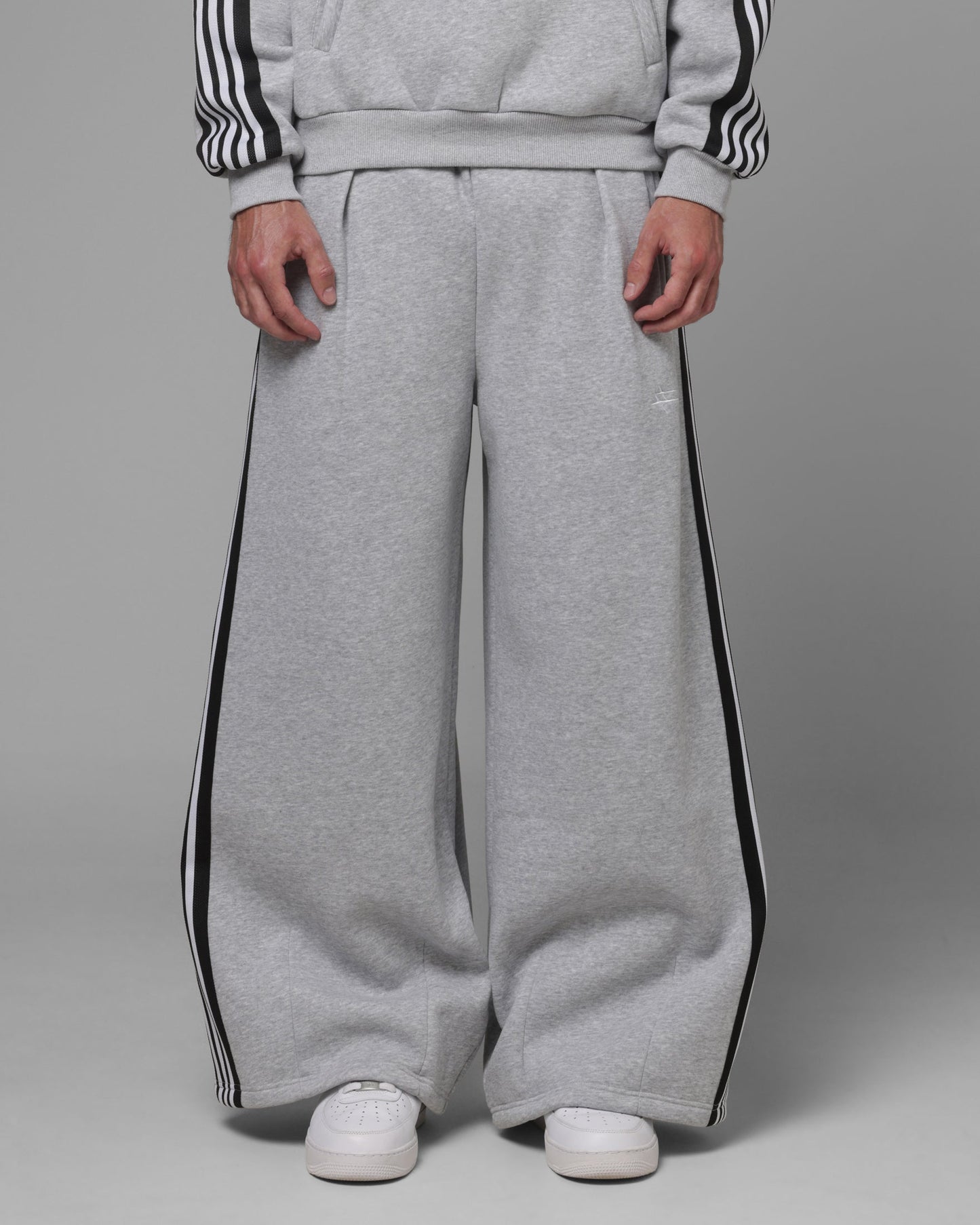AVILA Loiter Hybrid Trackpants Grey Marle