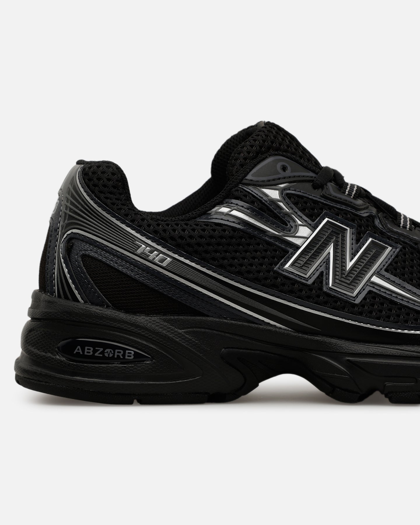 New Balance 740 Black/Silver