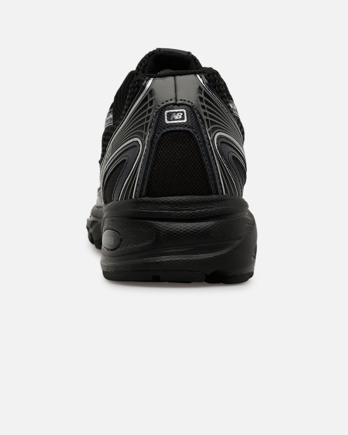 New Balance 740 Black/Silver