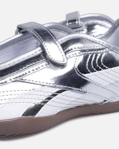 Reebok Women's Ultra Lo Mary Jane Silver/White