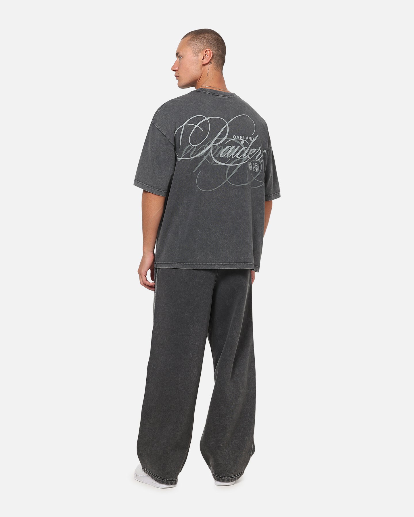 Mitchell & Ness Las Vegas Raiders Star Script Boxy T-Shirt Washed Black