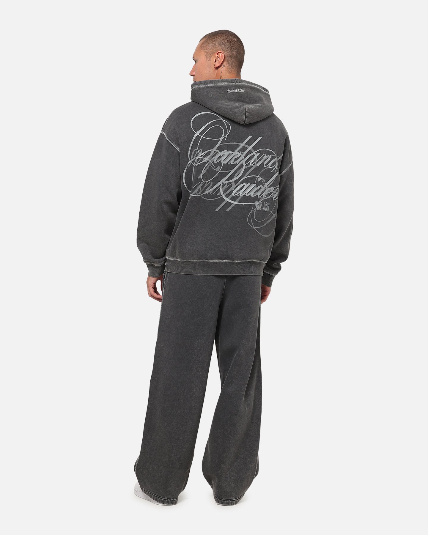 Mitchell & Ness Las Vegas Raiders Star Script Hoodie Washed Black