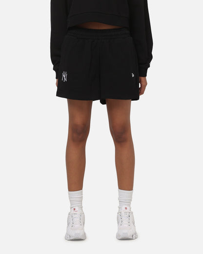 New Era Women's New York Yankees Shorts Black