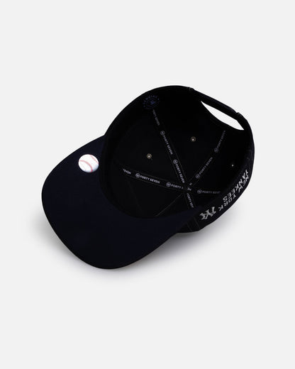 47 Brand New York Yankees 'Keepsake' 47 Hitch Snapback Black