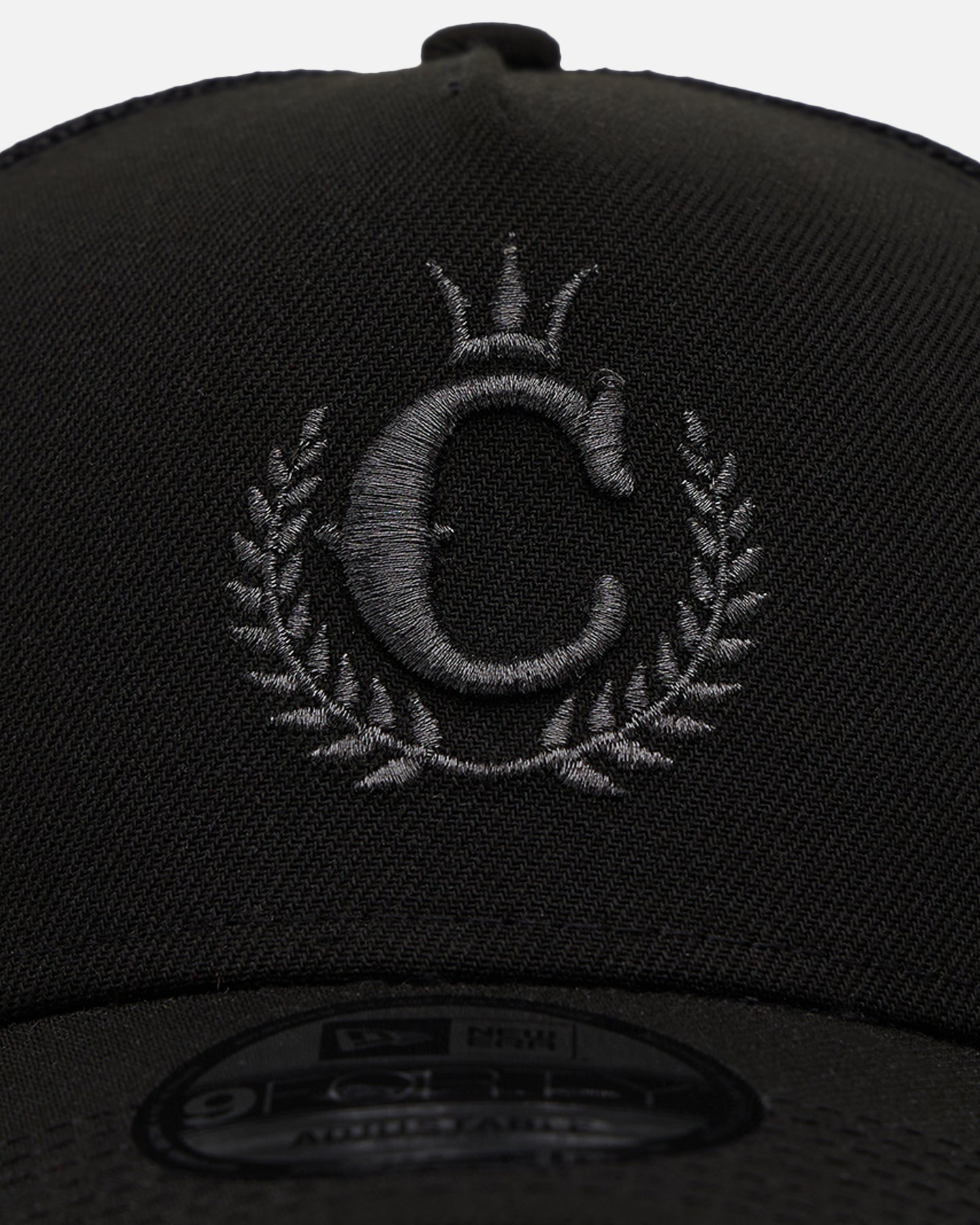 New Era X Culture Kings 9FORTY A-Frame Trucker Snapback Black/Black