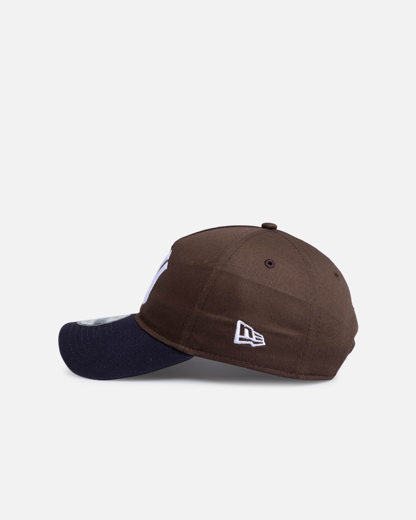New Era New York Yankees 'Walnut Navy' 9FORTY A-Frame Snapback Brown/Blue