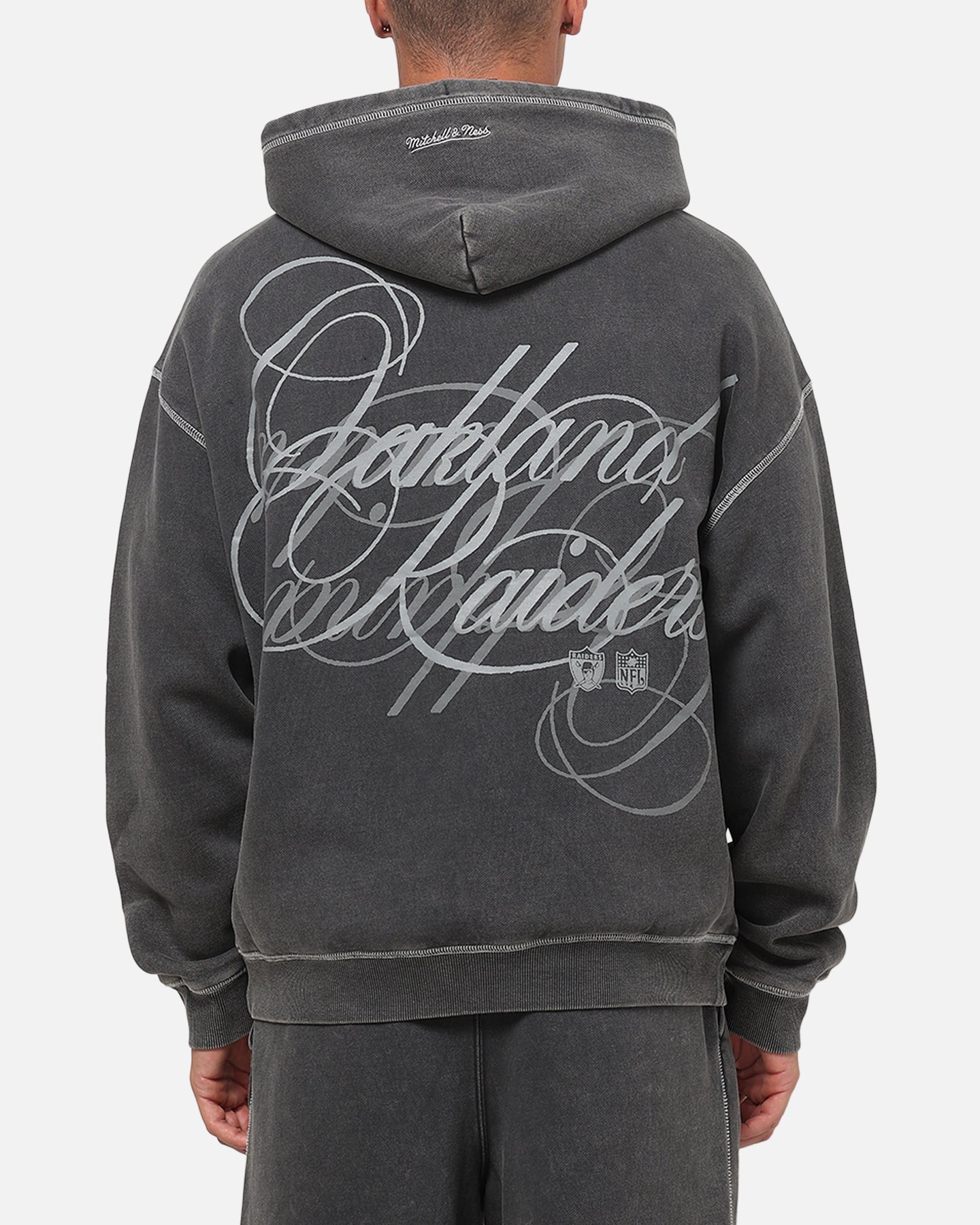 Mitchell & Ness Las Vegas Raiders Star Script Hoodie Washed Black