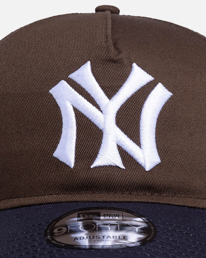 New Era New York Yankees 'Walnut Navy' 9FORTY A-Frame Snapback Brown/Blue