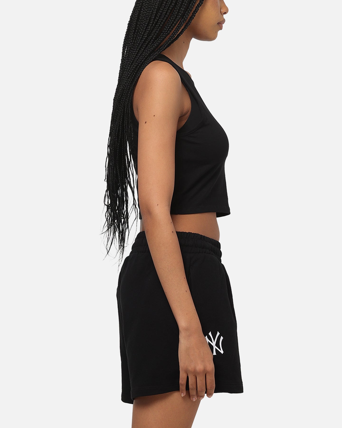 New Era Women's New York Yankees Crop Tank Black
