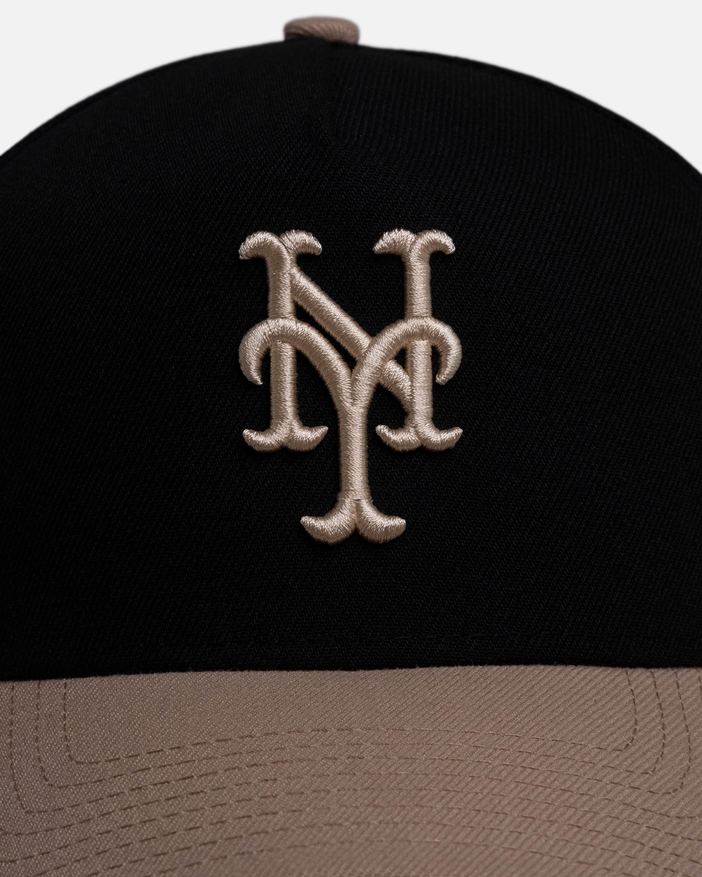 New Era New York Mets 'Black Camel' 9FORTY A-Frame Snapback Black/Camel