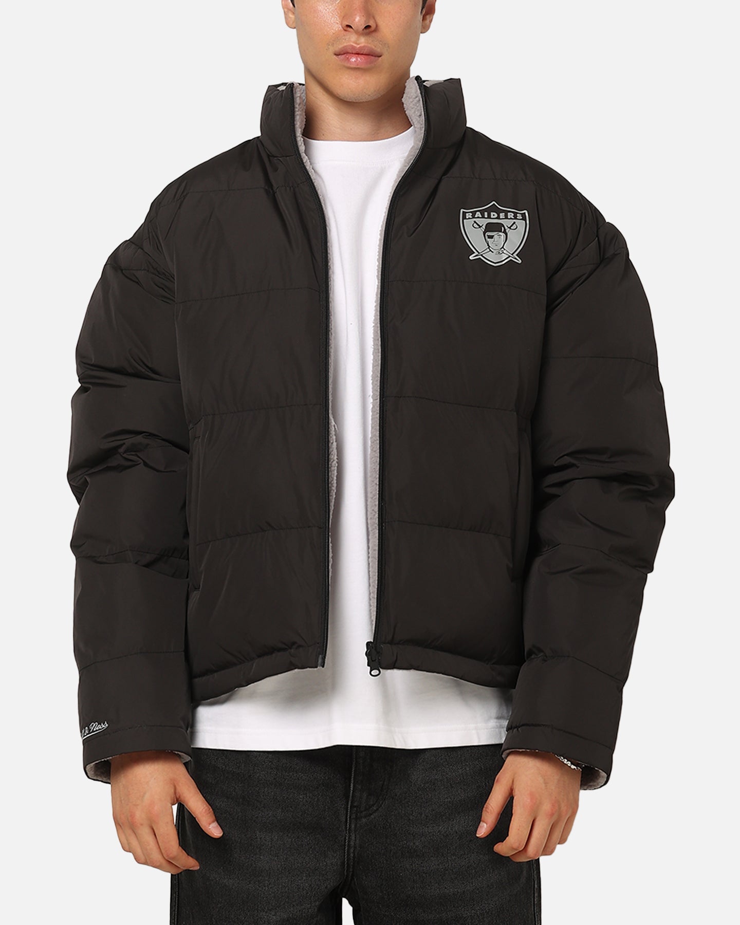 Mitchell & Ness Las Vegas Raiders Reversible Puffer Jacket Black