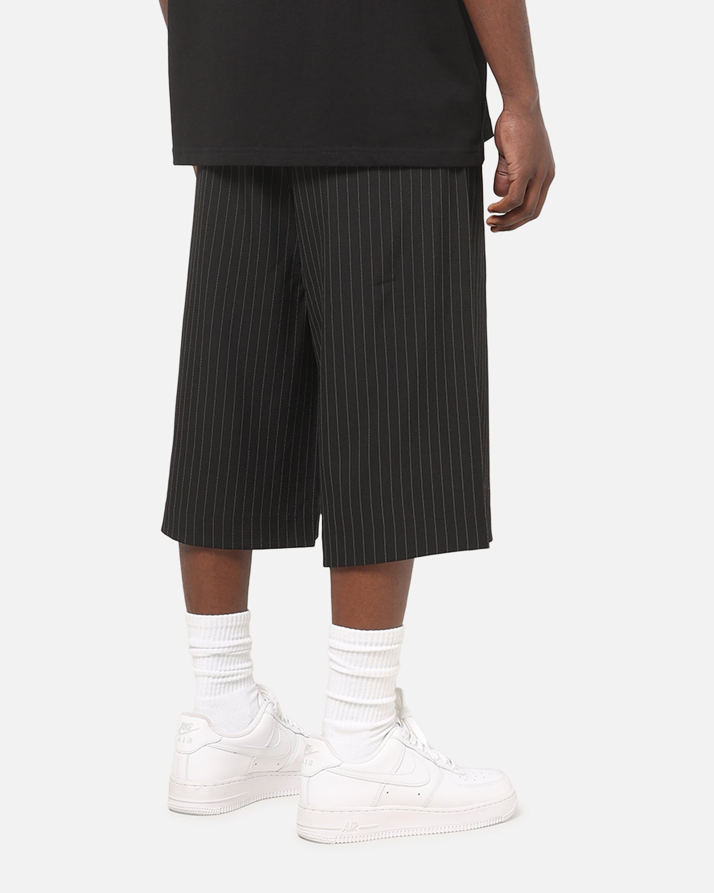Carre Heritage Pleated Shorts Black Pinstripe
