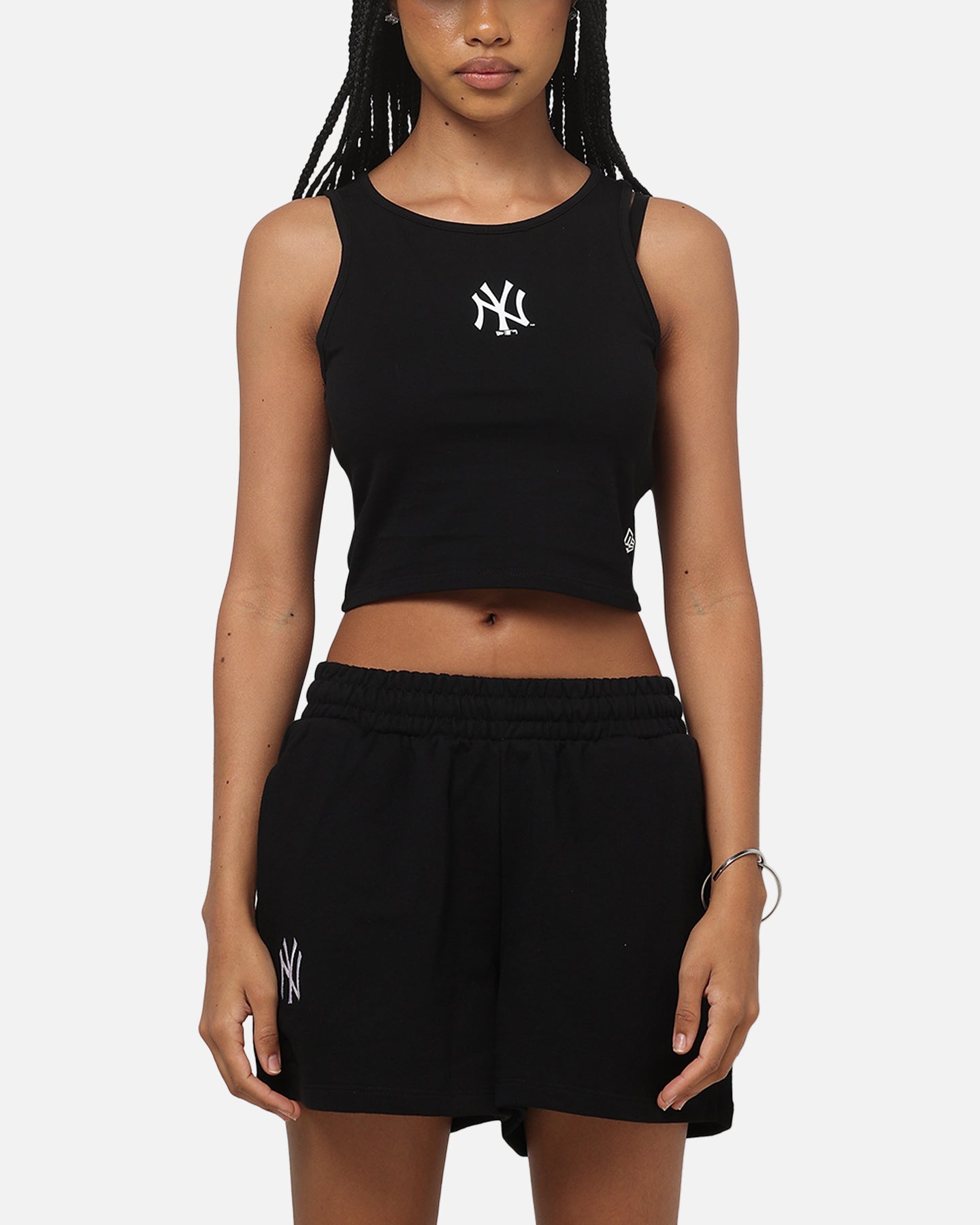 New Era Women's New York Yankees Crop Tank Black