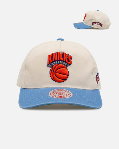 Mitchell & Ness New York Knicks 'Washed Cotton' Deadstock Snapback Off White