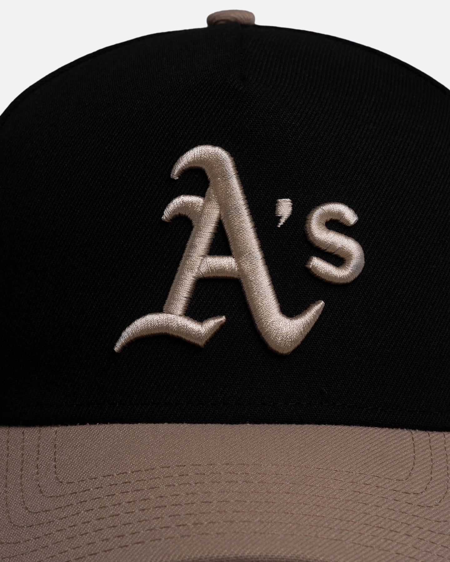 New Era Oakland Athletics 'Black Camel' 9FORTY A-Frame Snapback Black/Camel