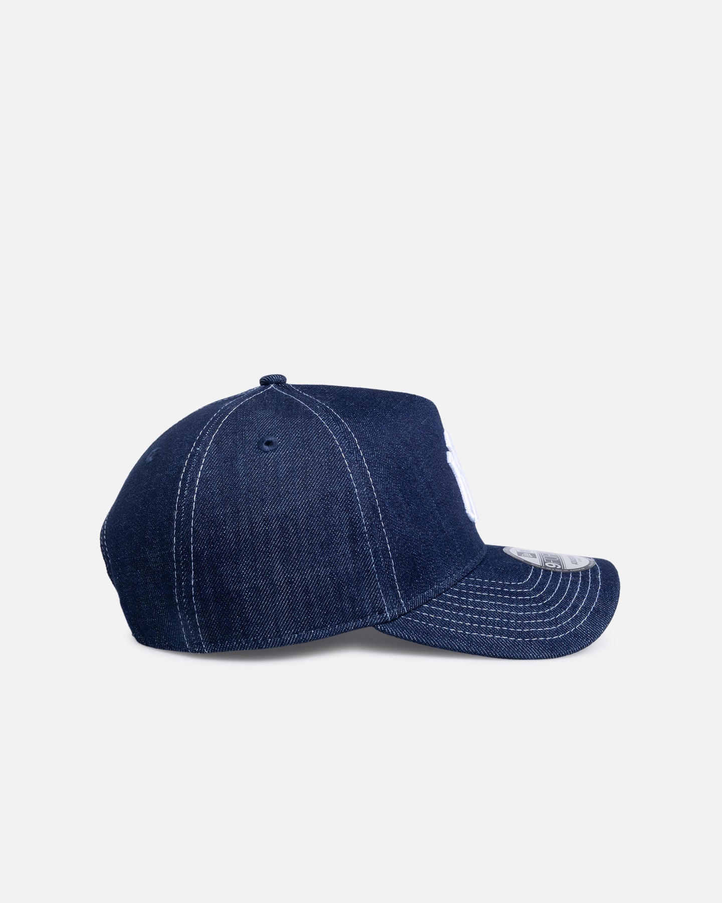 New Era New York Yankees 'Denim Contrast' 9FORTY A-Frame Snapback Denim