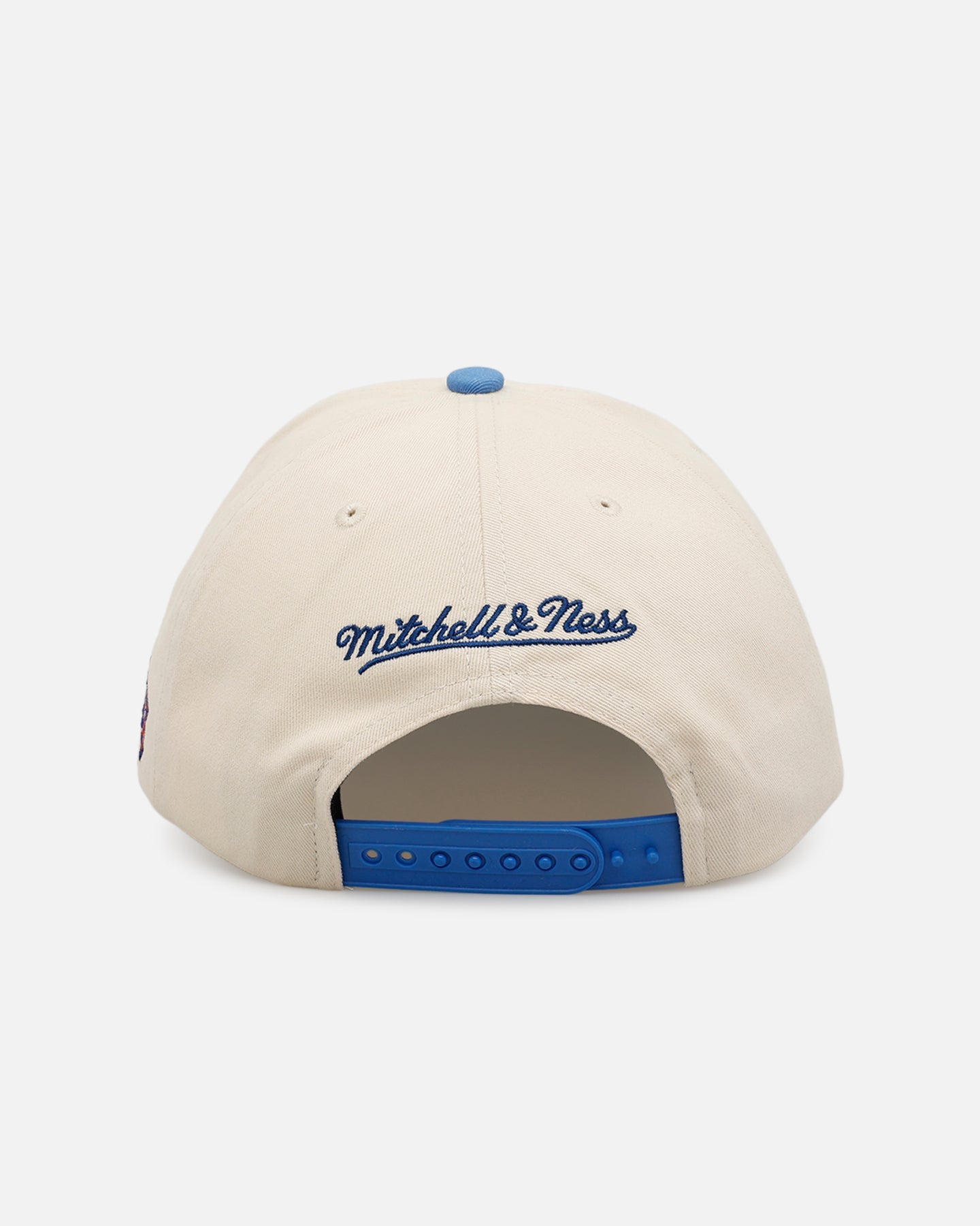 Mitchell & Ness New York Knicks 'Washed Cotton' Deadstock Snapback Off White