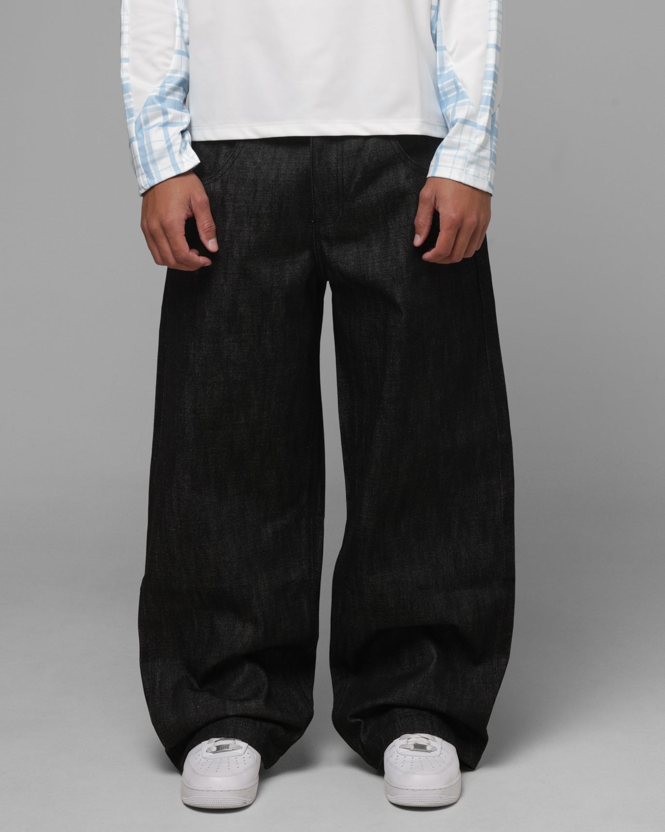 Loiter Star Born Selvedge Denim Jeans Black