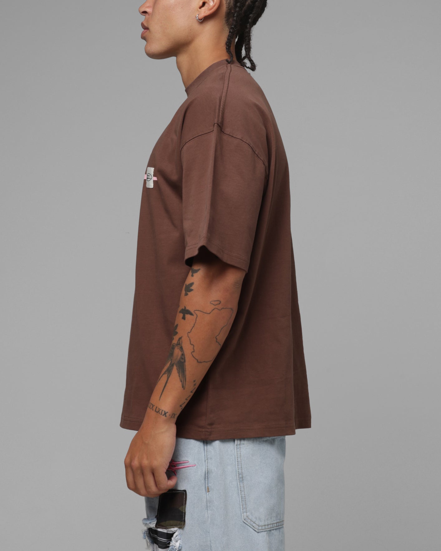 Loiter Hybrid Premium T-Shirt Brown