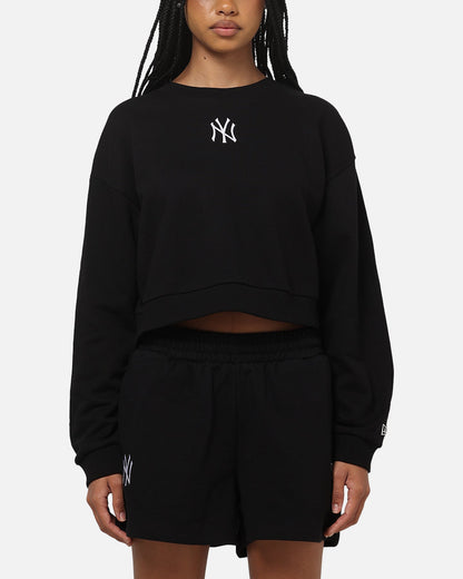 New Era Women's New York Yankees Crop Crewneck Black