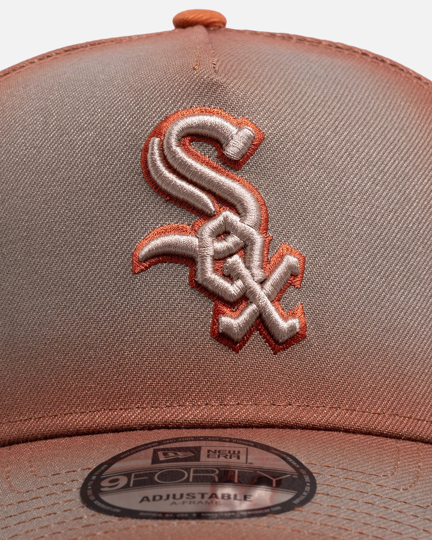 New Era Chicago White Sox 'Gradient Edge' 9FORTY A-Frame Snapback Camel